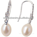 fashionable pearl earrings design